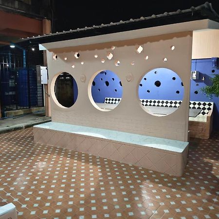 At Night Ξενοδοχείο Chumphon Εξωτερικό φωτογραφία